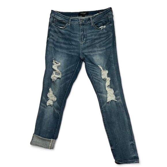 JUDY BLUE Skinny Bleach Distressed Jeans - #88197. Size 15/32 - Picture 1 of 6